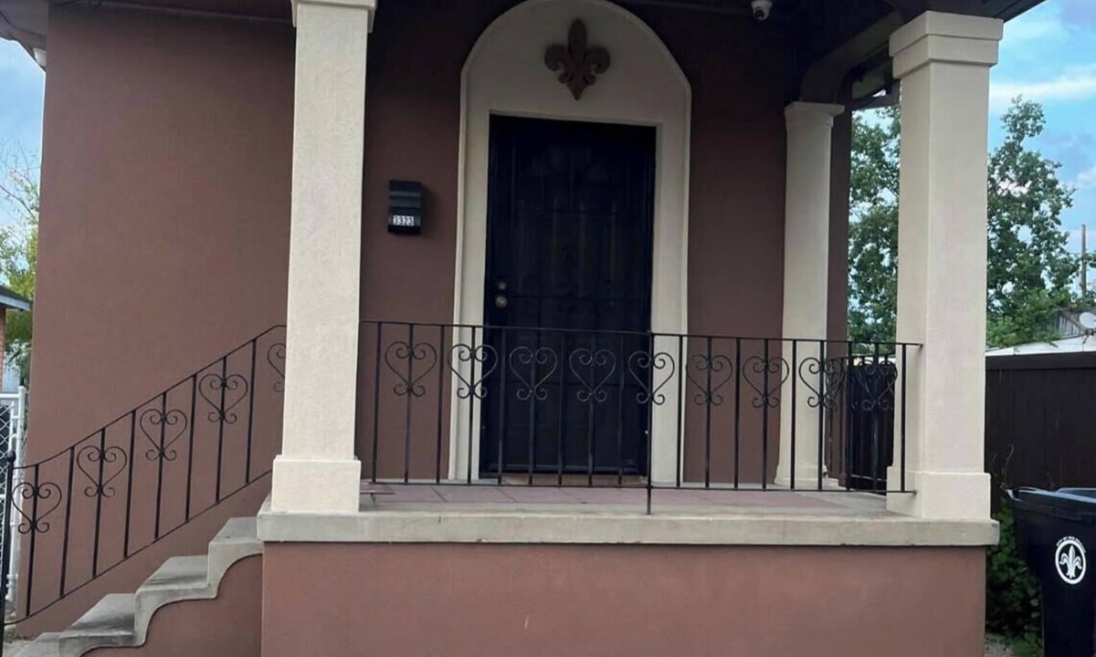 Saint Claude House | Spacious Bywater Home - NOLA historical unit