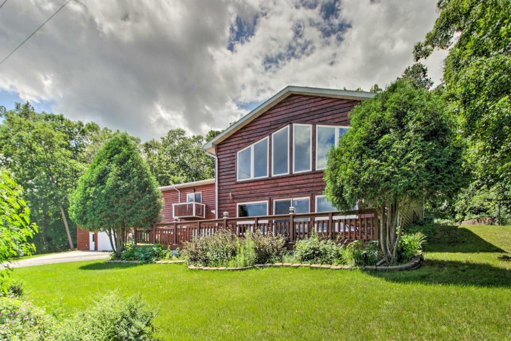 Frazee House | Spacious Frazee Home w/Direct Lake Access!