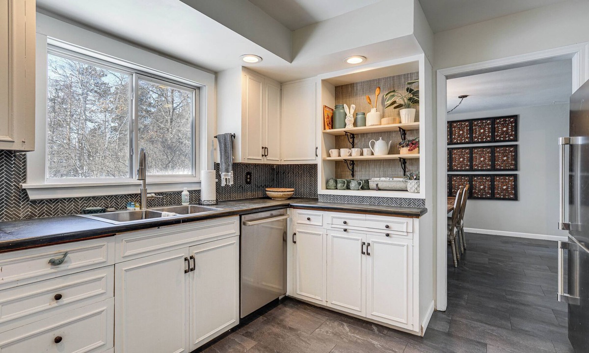 Bemidji Cottage | Spacious Home Near Lake Bemidji With Game Room!