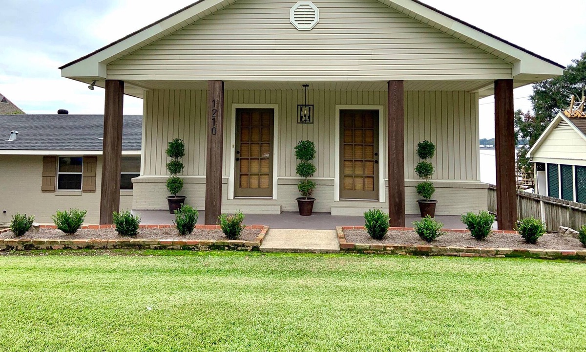 Ventress House | Spacious Retreat on False River