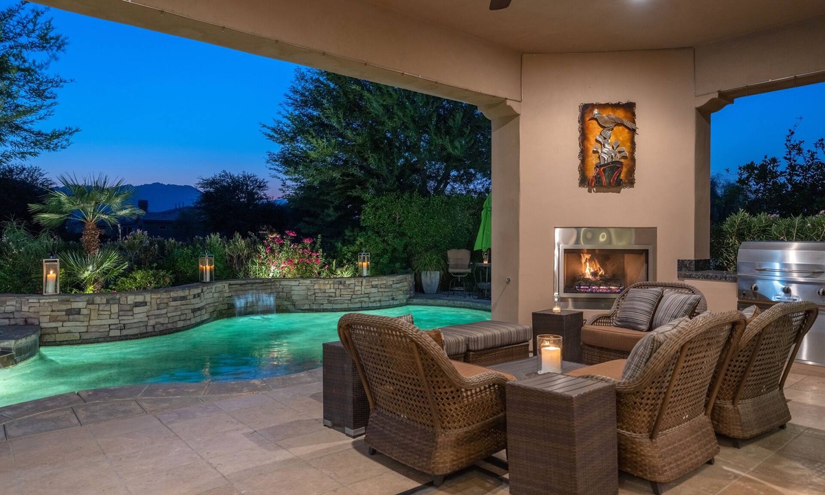 La Quinta House | Spectacular views on Greg Norman/PGA West and play the course your staying on.