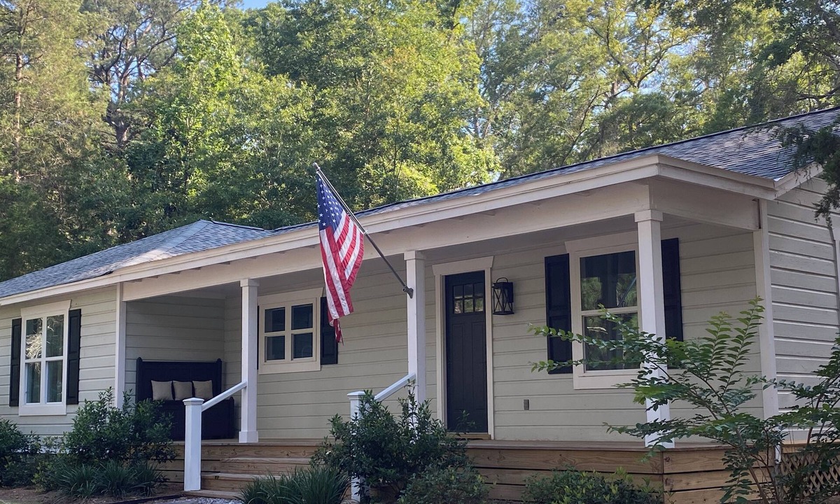 Laurel House | Springhill Place
