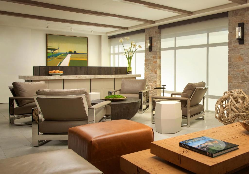 Northwest Carmel Hotel | Stilwell Hotel