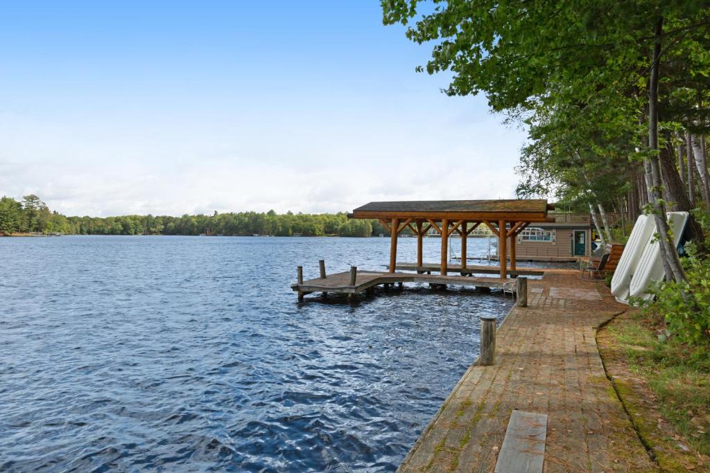 Manitowish Waters House | Stone Lake View - Main House