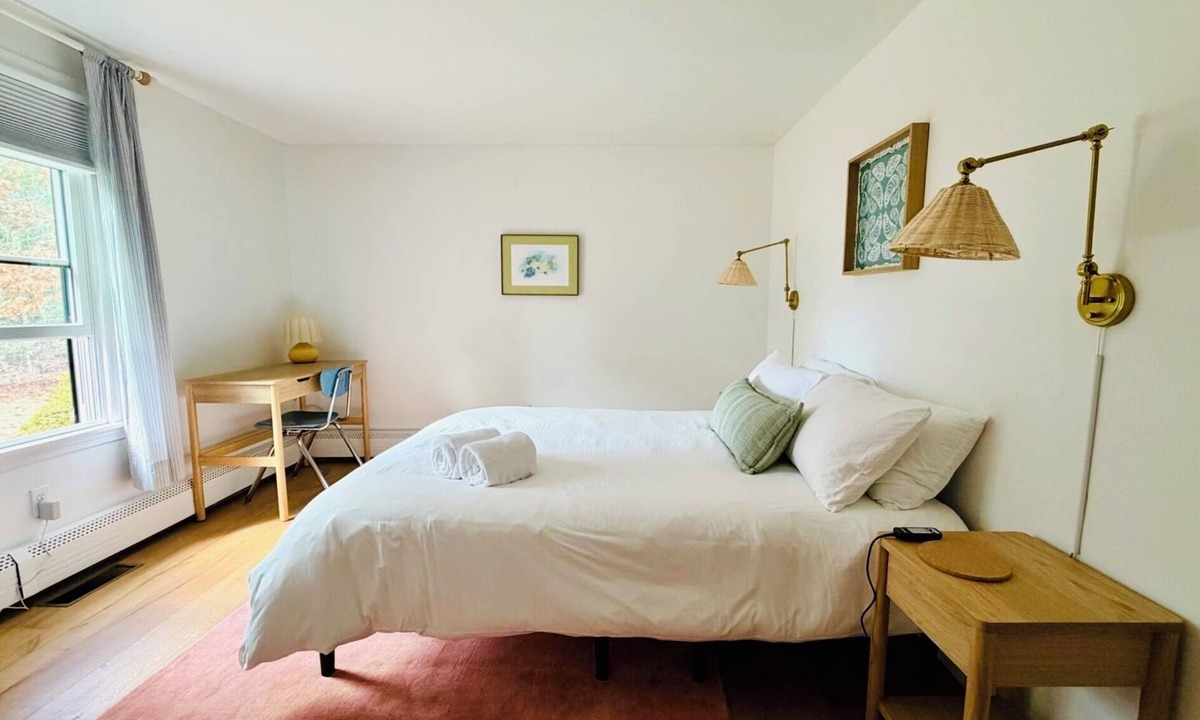 Falmouth Cottage | Storybook Cottage in Falmouth - Quick Walk to Shining Sea Bikeway, AC, Dogs okay