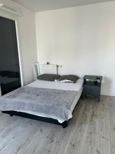 Rueil-Malmaison Apartment | Studio at Rueil-Malmaison 20 mins drive to Paris