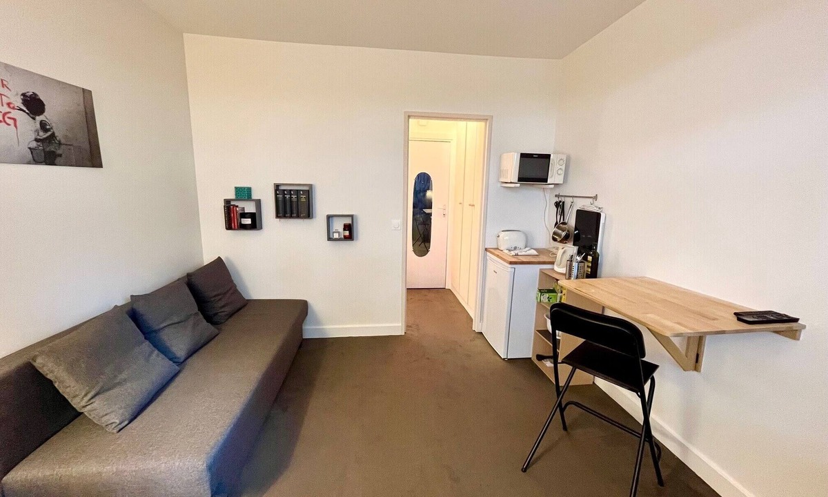 Prince–Marmottan Apartment | Studio near Paris 16