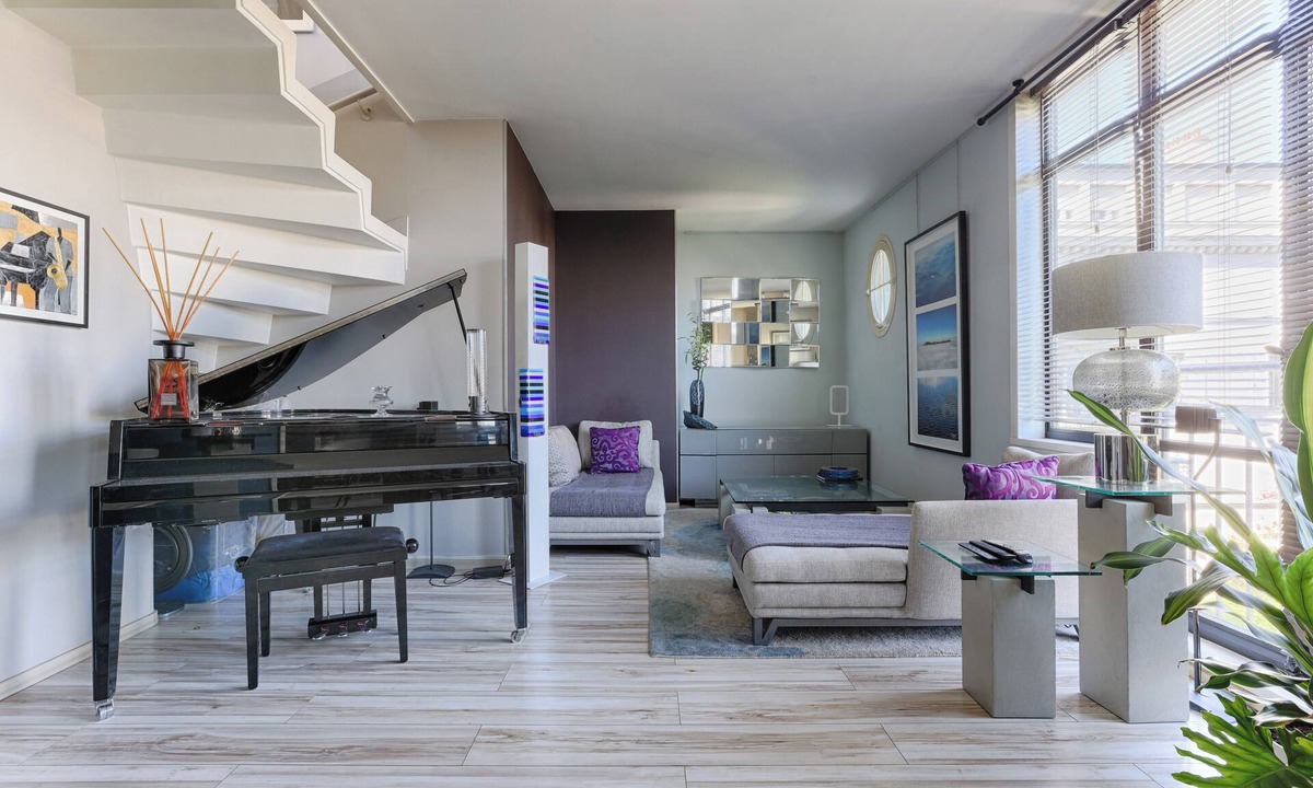 Serris Apartment | Stylish Duplex near Disneyland Paris with Parking for 2-8 Guests