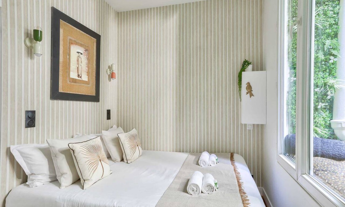 Quartier du Mail Apartment | Sublime studio avec patio