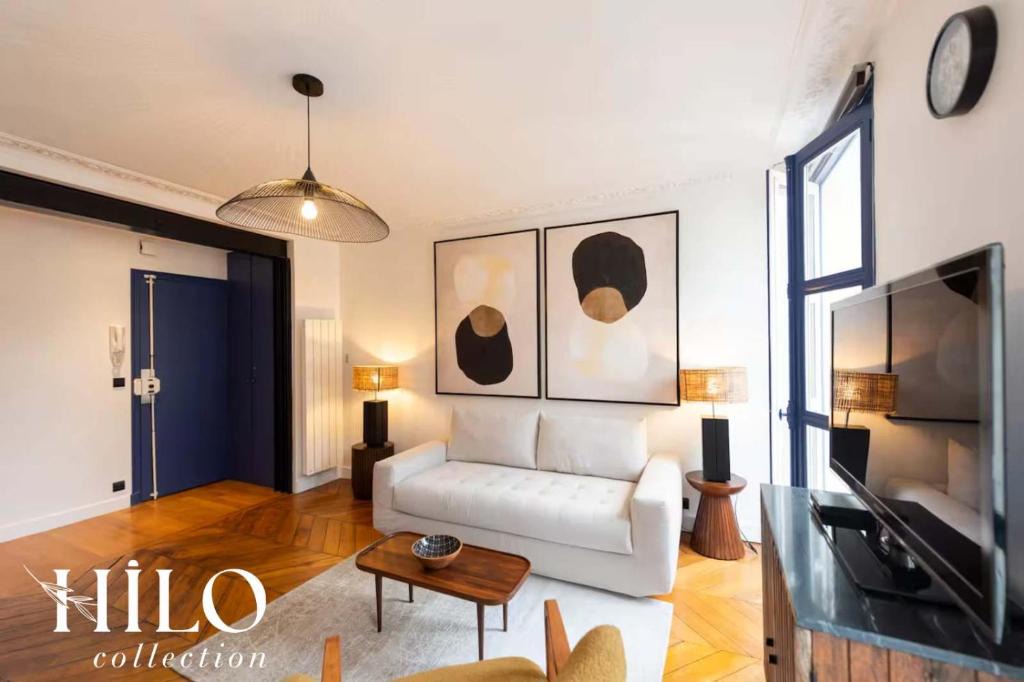 2nd Arrondissement Apartment | Suite Paris Zola by HILO Collection - 4 people - 35m2