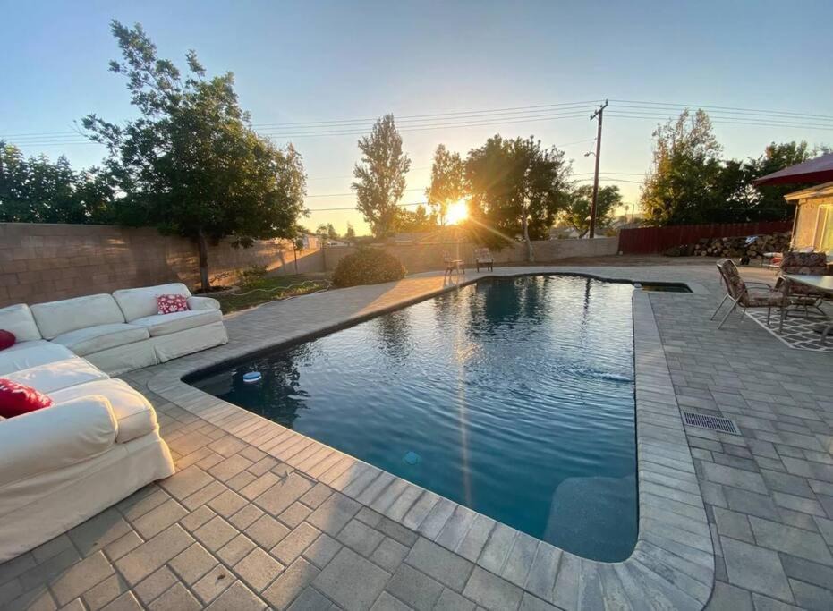 Simi Valley House | Sunny 3BR Retreat: Pool & More