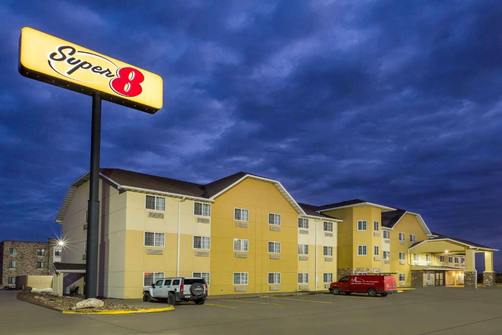 Altoona Hotel | Super 8 by Wyndham Altoona