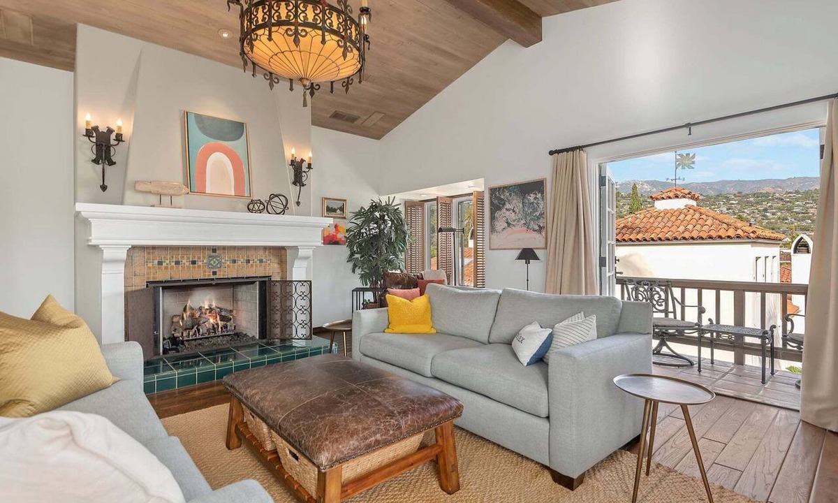 Laguna Condo | Superb La Vida Riviera 2 BD 2BA Gorgeous Riviera Views, Walk Everywhere!