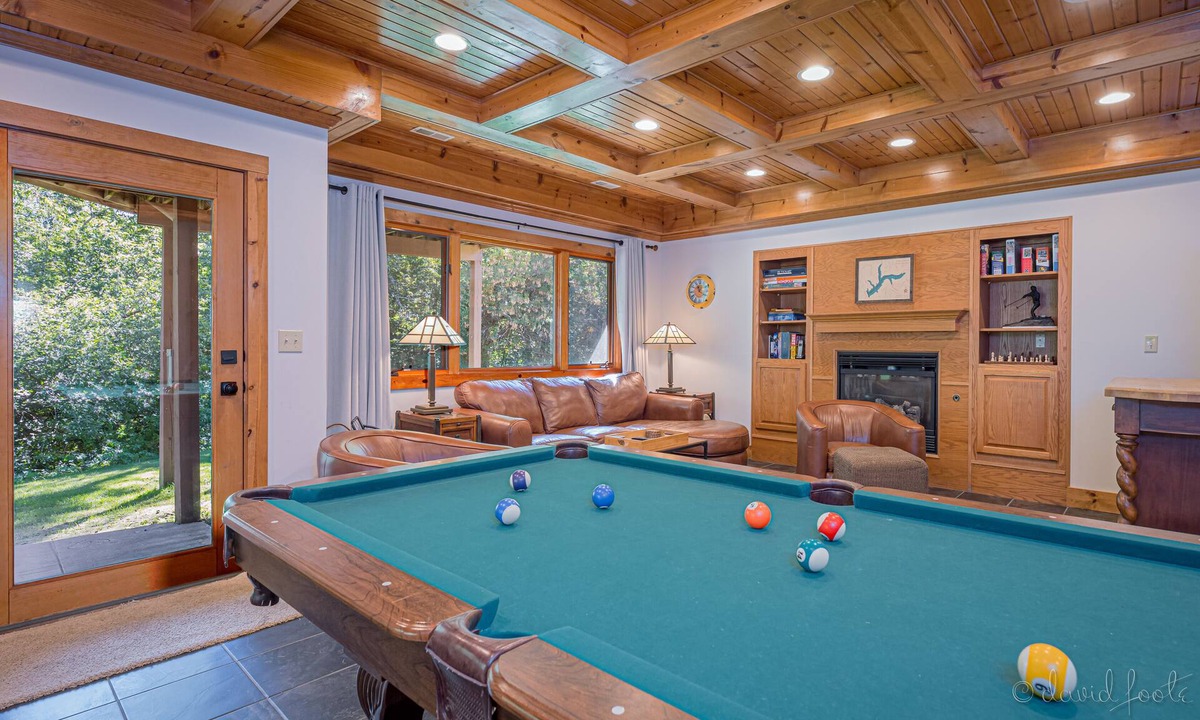 The Galena Territory House | Talisman Lodge - Outdoor Hot Tub, Fireplaces, Dog Friendly close 2 Trails