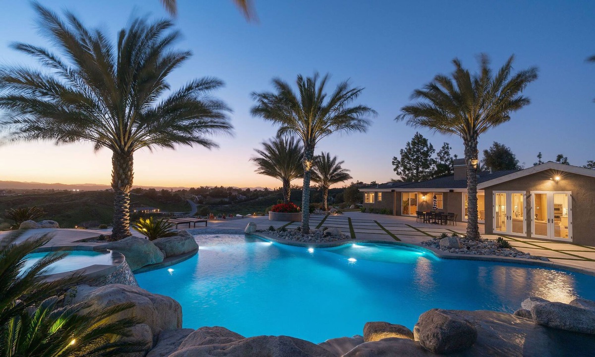 Temecula House | Temecula Wine Country Vacation Rental - Private Pool, Spa & Views - Sleeps 8