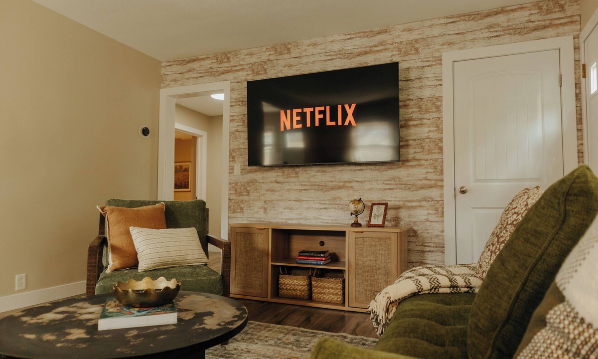 Fargo House | The Atlas House. A Stress-Free Stay for Families Visiting Fargo