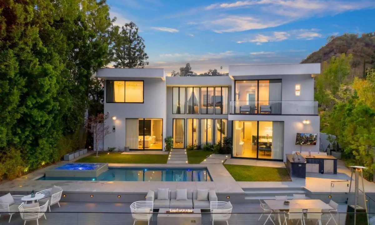 Beverly Hills House | The Bel Air Mansion｜Lake & Mountain View