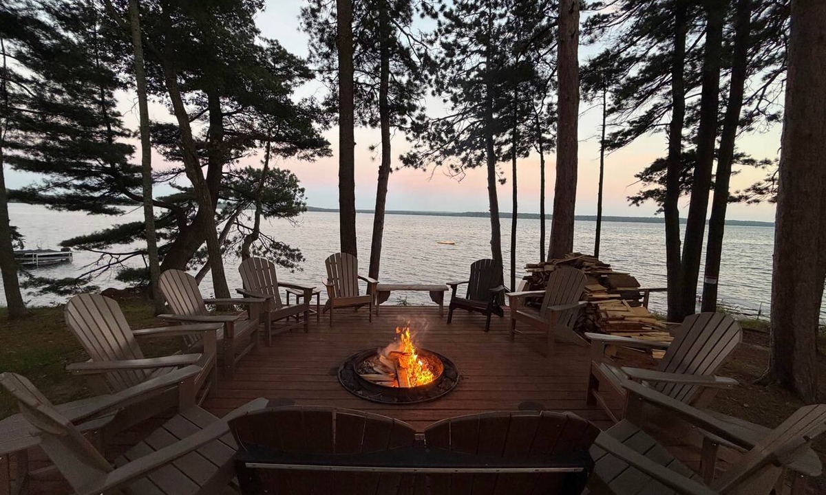 Hayward Cabin | The Bucktail Hideaway on Grindstone Lake