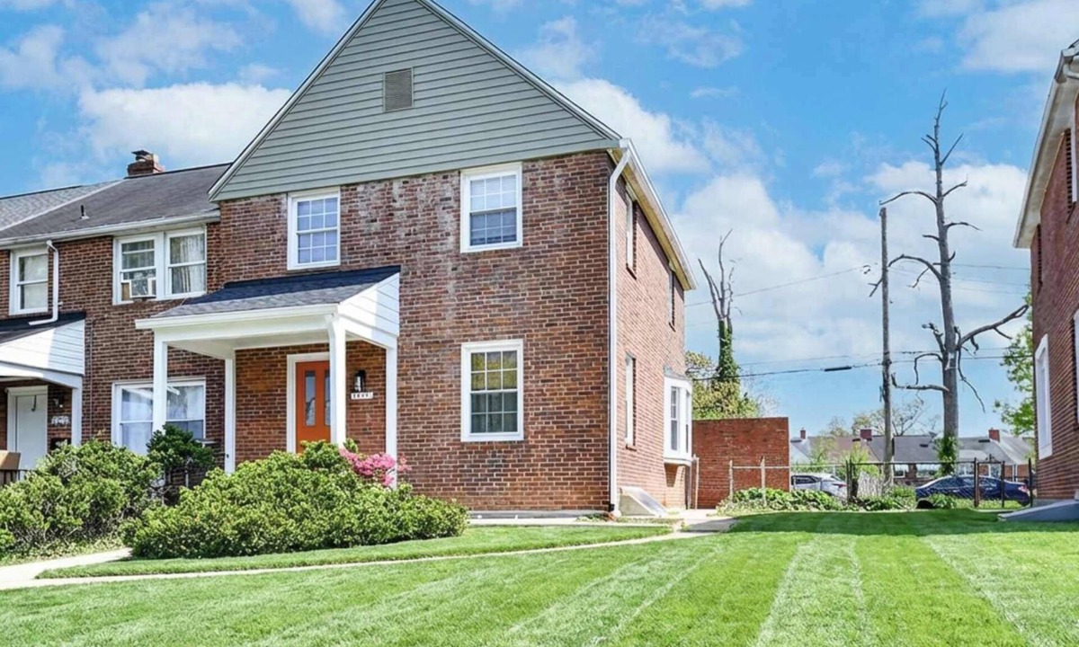 New Northwood House | The Coffeehouse - King Bed - Gym - Fast WiFi - Full Kitchen - Great Vibes