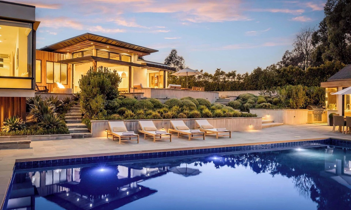 Central Malibu House | The Dume Estate by Stay Awhile Villas