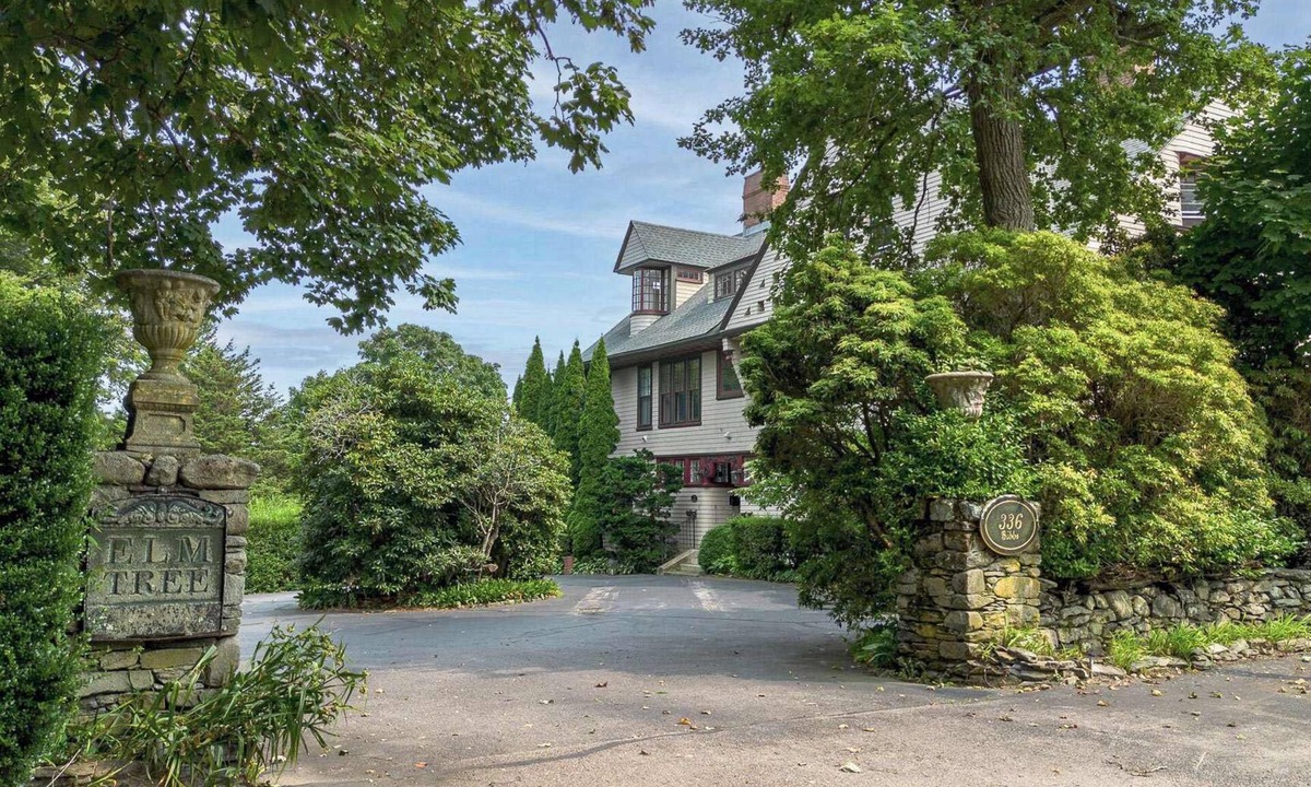 Top of the Hill House | The Elm Cottage