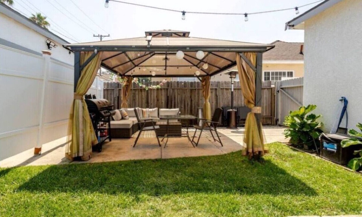 Clarkdale House | The Heart Of LA House