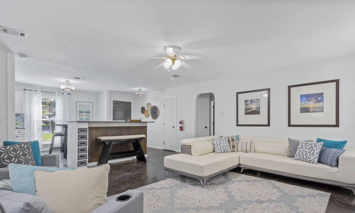 Ocean Springs House | The Heron House. Gameroom. Minutes to the Beach and Downtown!!