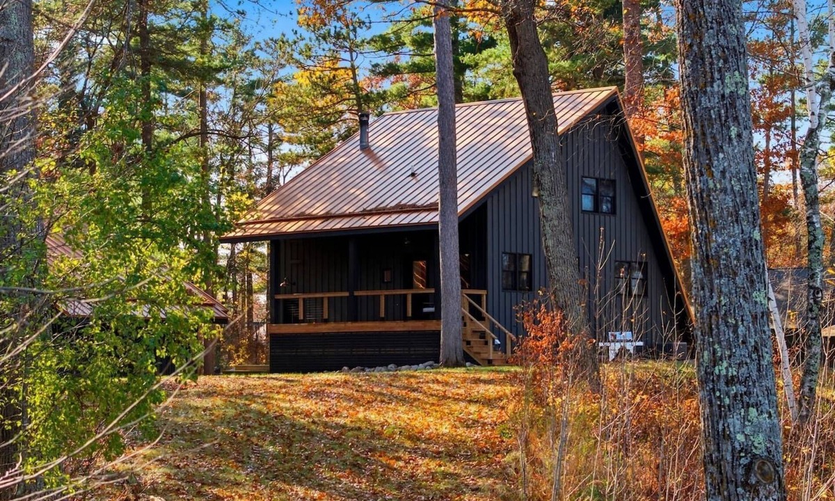 Crosby Cabin | The Log Haus - Minutes from Cuyuna, Miles from Ordinary