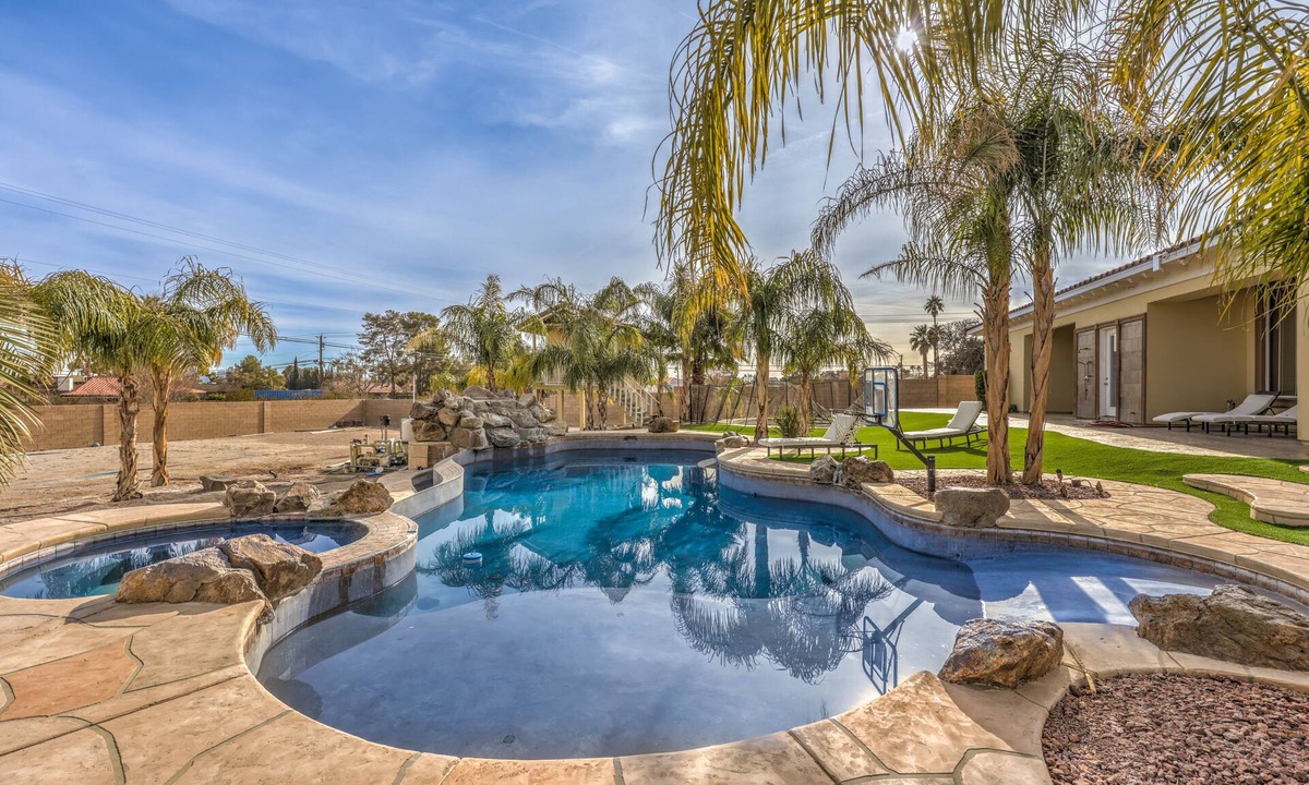 Spring Valley House | The Luxury Experience