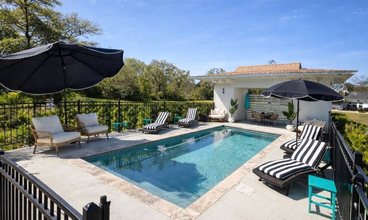 Pass Christian Villa | The Magnolia Shore 5 - Steps to Beach, Pool, Fast WiFi