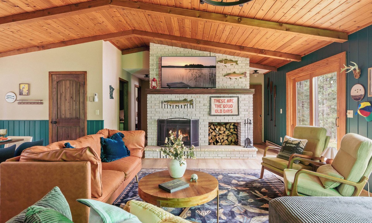 Nisswa Cabin | The Painted Turtle: Lakefront, Hot Tub, Sauna, Theater, Game Room, Playset