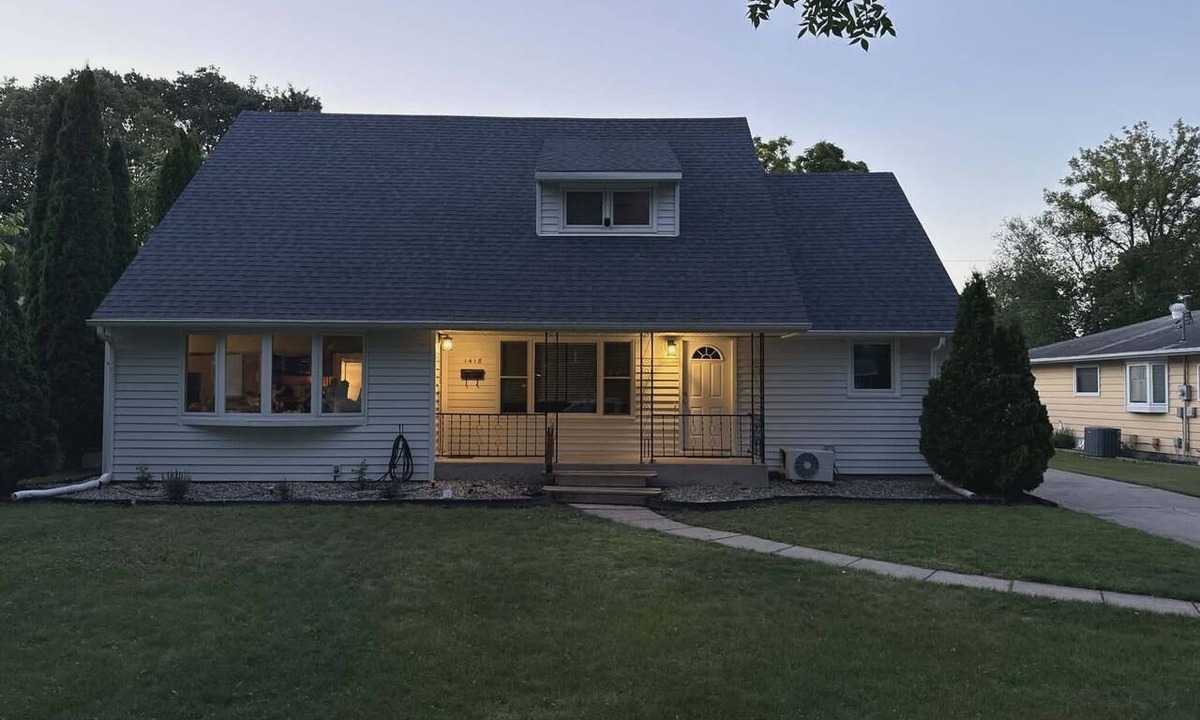 Moorhead House | The perfect Moorhead home base - easy access to Interstate and downtown Fargo!