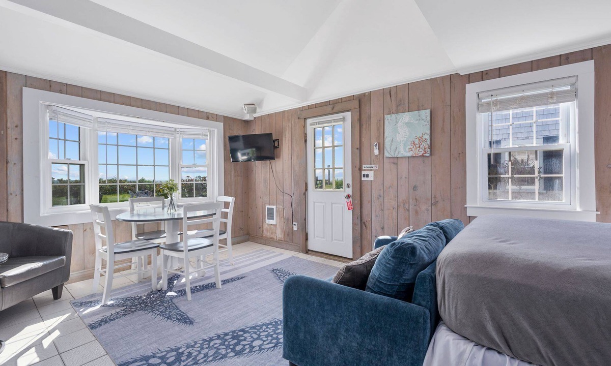 South Yarmouth Cottage | The Shell Cottage - Where Beach Dreams Begin