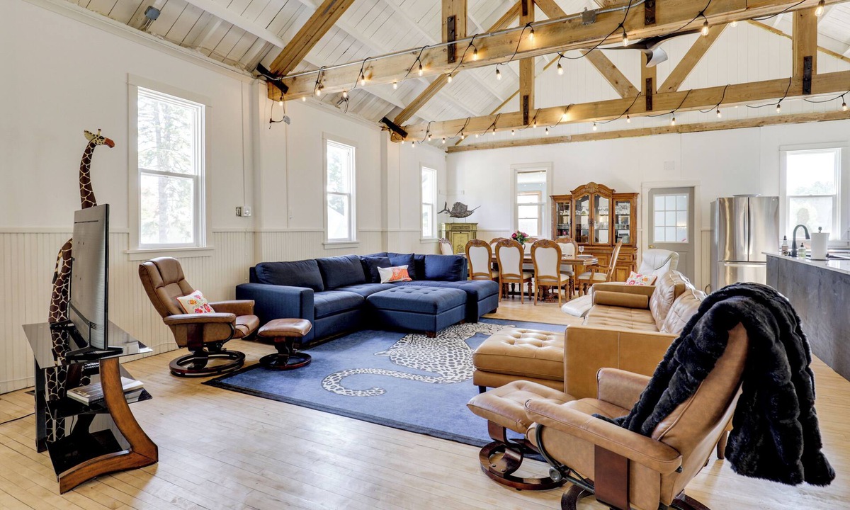 Conover House | 'The Townhall' Northwoods Retreat w/Large Patio!