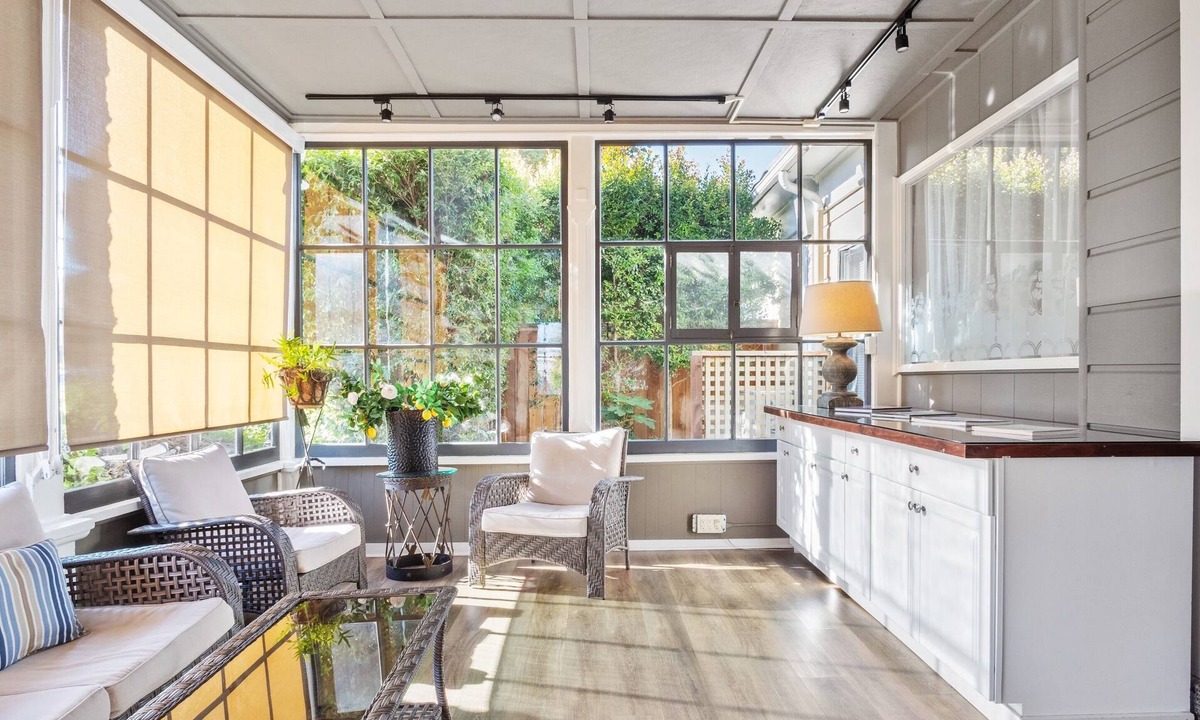 Oak Park Hotel | The Upham Hotel