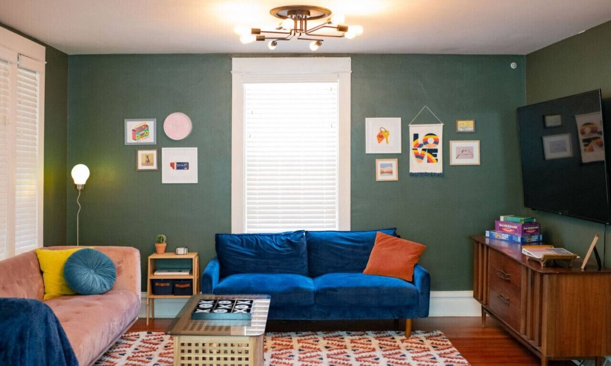 Sioux Falls House | The Ziggy: 4 blocks to DT, families w/pets welcome