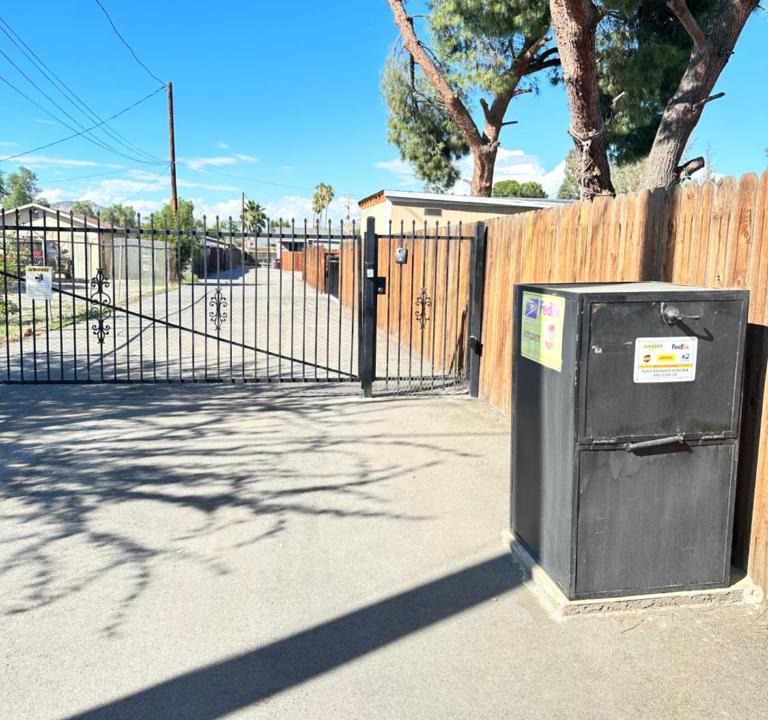 Moreno Valley Other | Tiny house in the heart of MOVAL private freeparking Netflix