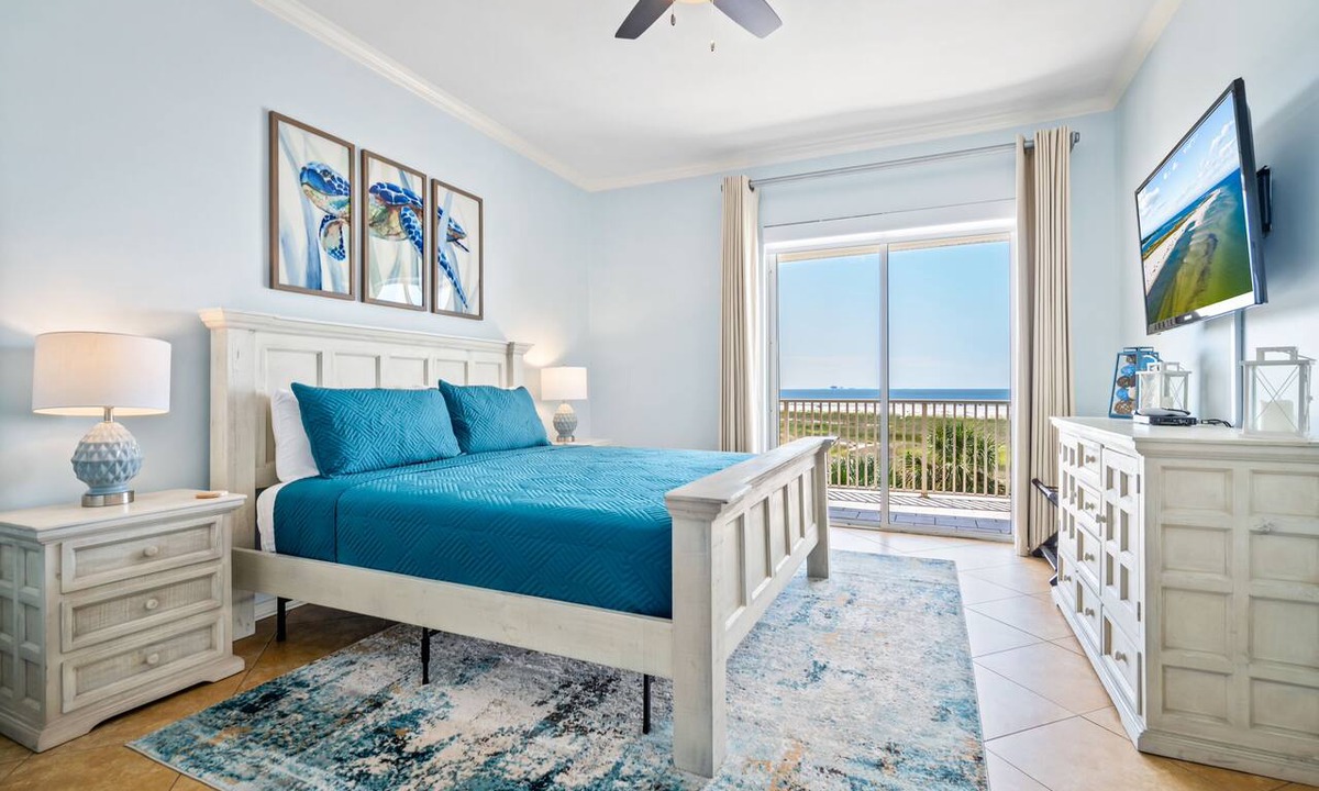 Dauphin Island Condo | Top Floor~Beachfront~Heated Pool~Pelican Place