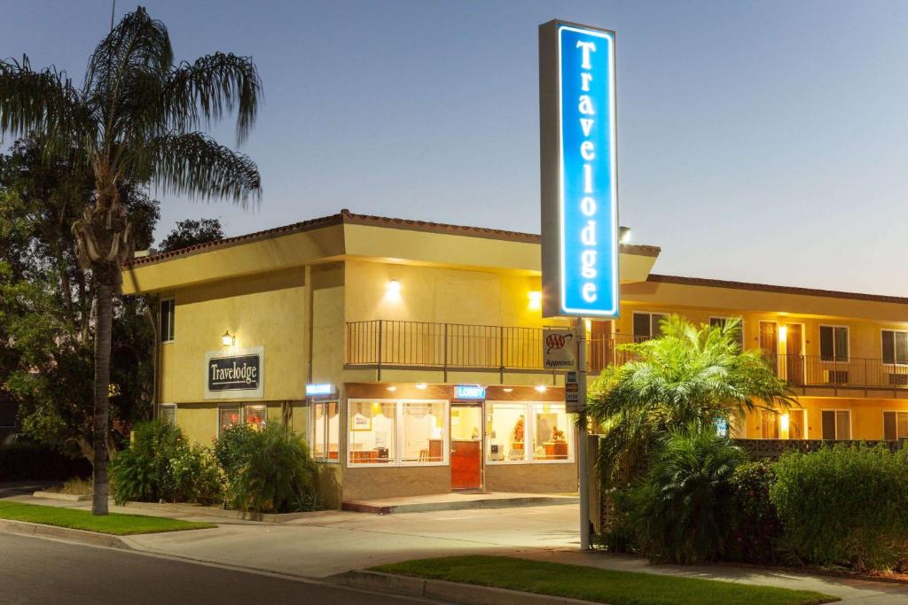 Brea Hotel | Travelodge by Wyndham Brea