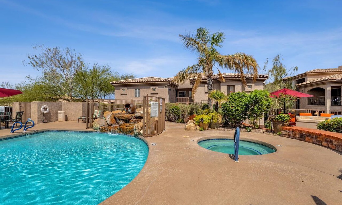 Fountain Hills Condo | Upscale 2BR/2BA Condo with Great Views, Heated Pool & Balcony