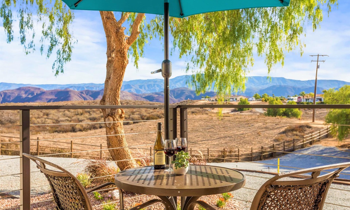 Temecula Hotel | Villa Inn-Adult Only- Temecula Wine Country