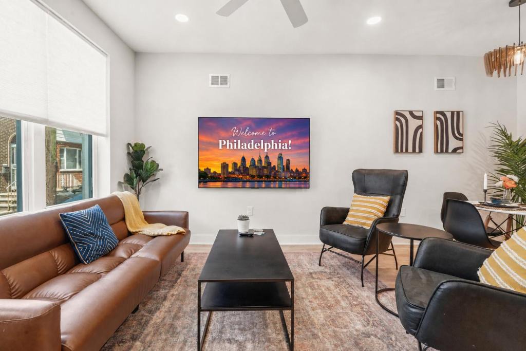 South Philadelphia House | Walk to Stadium Events Kid Friendly Game Room