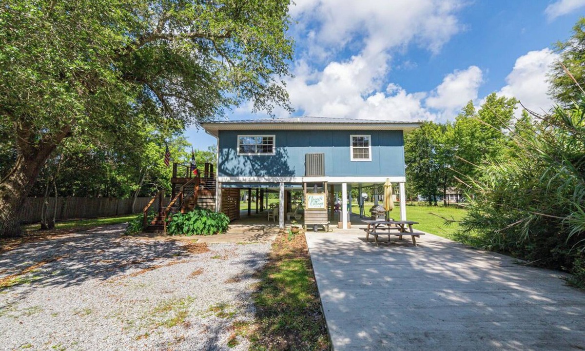 Waveland House | Waveland Whisper! Your coastal escape on the Mississippi Gulf Coast.