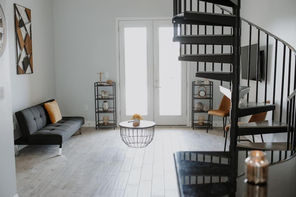 Long Beach House | Winter Garden Estates