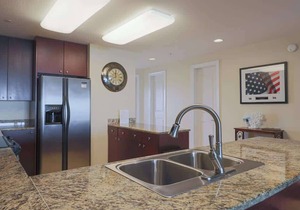 Beautiful 2 Bedroom/2 Bathroom Penthouse