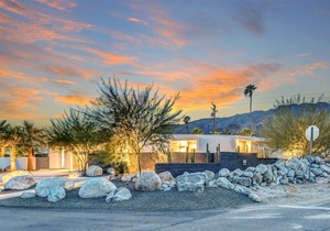La Roca - Chico Canyon Ultra Lux Accommodations. Stay in Palm Springs Like a Celebrity In The Secluded Chino Canyon Neighborhood For Ultimate Privacy!