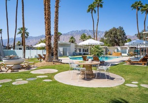 Monkey Tree Hotel 8 in Palm Springs