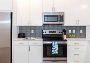 Professionally-cleaned 1BD Loft at the heart of Jackson | Barsala