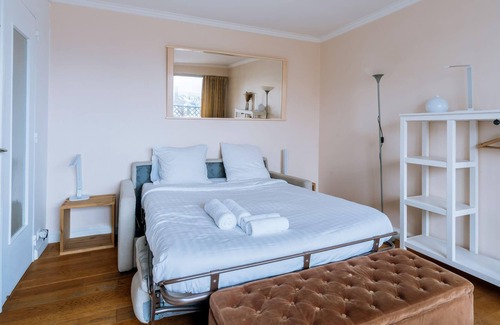Villa Montmorency Apartment | Comfortable Studio With Balcony In Paris 16th