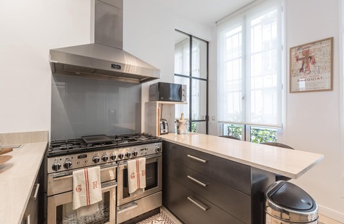 Les Iles Apartment | Île Saint Louis Luxury
